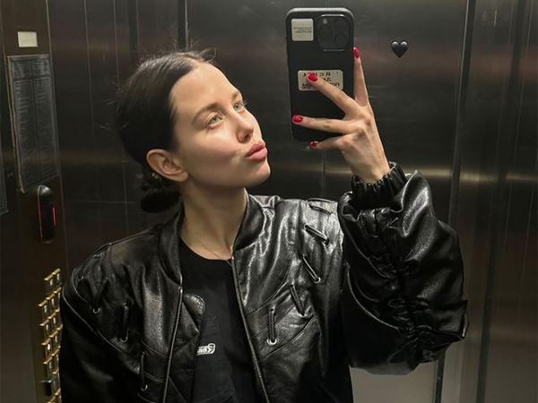 19-летняя невеста Лепса показала фото топлес в трусах (ФОТО)