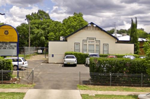 Ученик начальной школы ранил одноклассницу карандашом в голову