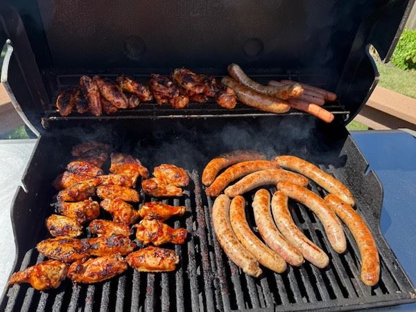 Тёплые деньки уходят, поэтому самое время разогревать грили (22 фото)