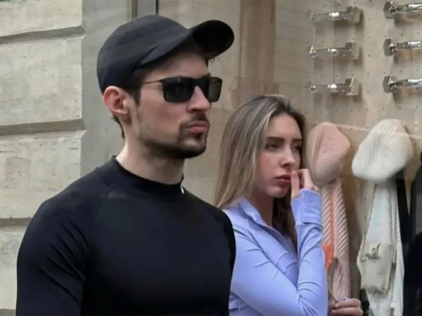 Девушка Павла Дурова похвасталась фигурой в спортивном топе и мини-велосипедках (ФОТО)