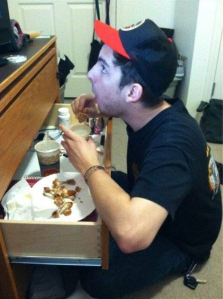 Приколы дня для всех и для каждого: «Когда единственный на созвоне…» (28 фото)