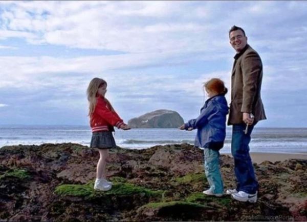 Забавные иллюзии, в которых всё решает ракурс и перспектива (18 фото)