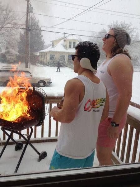 Пятничные фотоприколы: «Во сколько ты обычно заканчиваешь работать?» (36 фото)