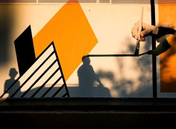 Мгновения, пойманные на лету: как фотограф Мелахат Юнель превращает случайность в искусство (23 фото)