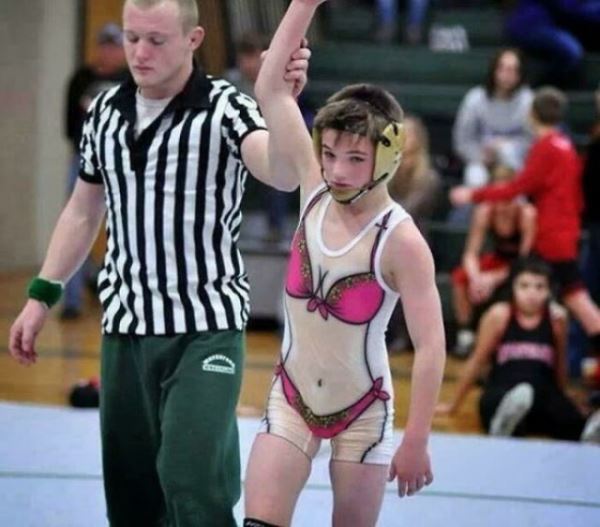 17 раз, когда ношение форменной одежды было скорее смешным, чем впечатляющим