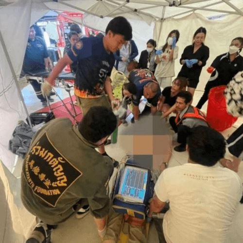 Мужчина, сфотографировавший женщину под юбкой, спрыгнул с четвёртого этажа торгового центра