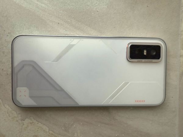 Удобство для геймеров: Обзор смартфона  Infinix GT 30 Pro