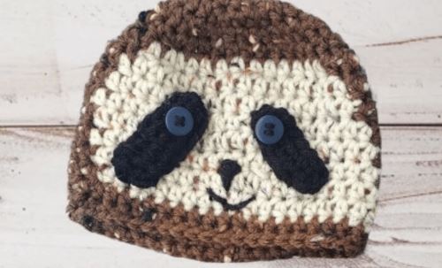 Шапочка в виде ленивца оказалась неудачной, но всё равно понравилась покупательнице