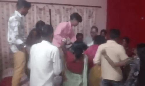 Мужа избили за то, что он не принёс своей жене пирожки